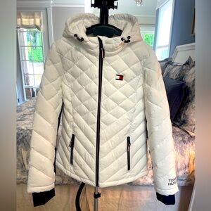 Timmy Hilfiger Jacket with thumb holes